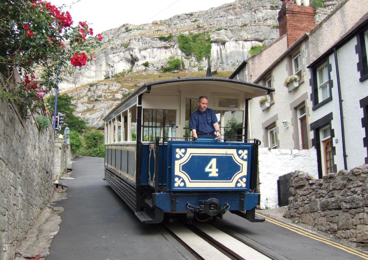 Hotel Gwesty Links à Llandudno Extérieur photo